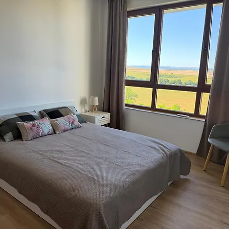 Deluxe With Sea View Vineyard Apartment